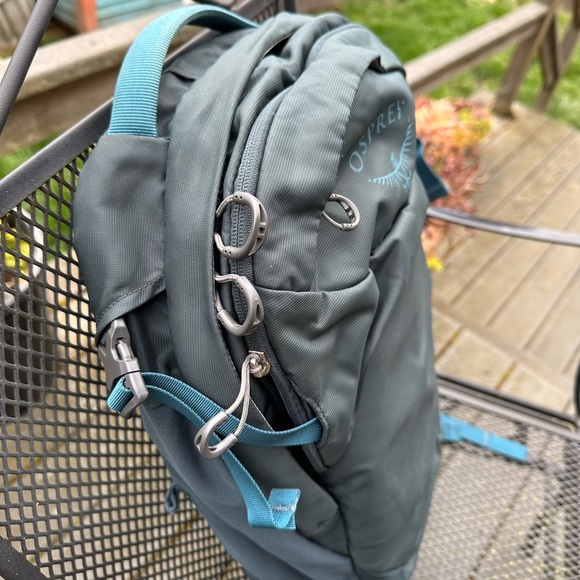 OSPREY Bags Osprey 28l Teal Backpack W Adjustable Chest Waist